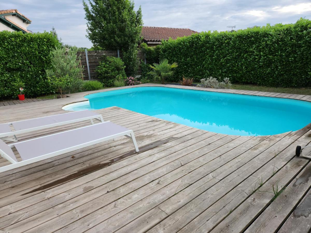 Gite Cosy Entre Bordeaux Et Lacanau Sainte-Helene  ภายนอก รูปภาพ